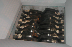 Drvič dvojhriadeľový s jedným pohonom a valcovým triediacim sitom - SDS drum